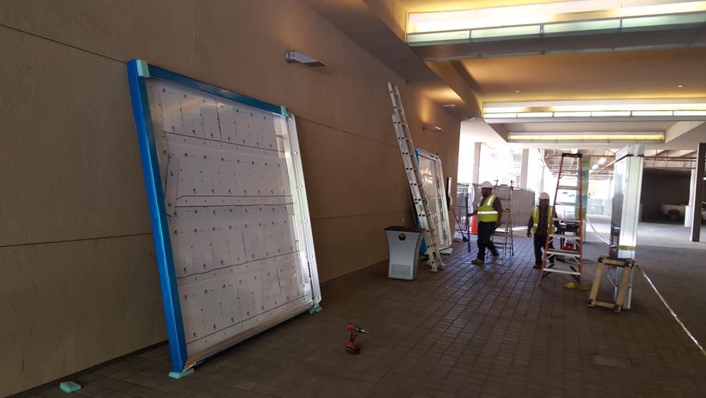 del amo led box