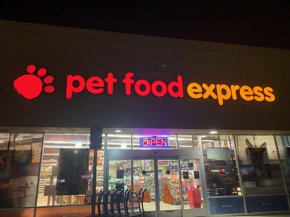 morales signs graphics pet food