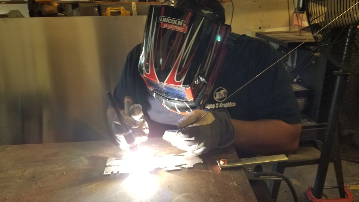 morales signs graphics welding