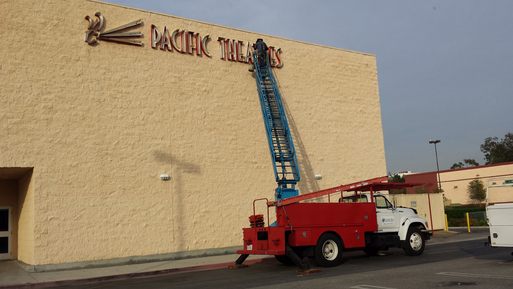 pacific lakewood 8